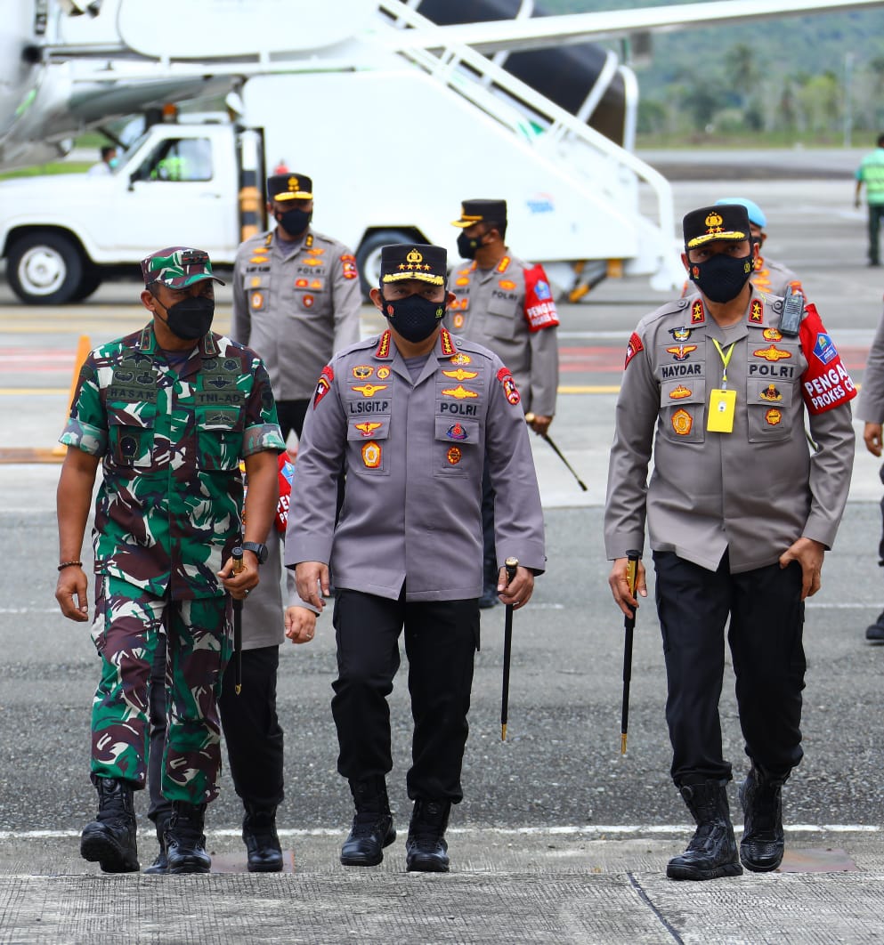 Kedatangan Kapolri di Aceh disambut Kapolda dan Pangdam