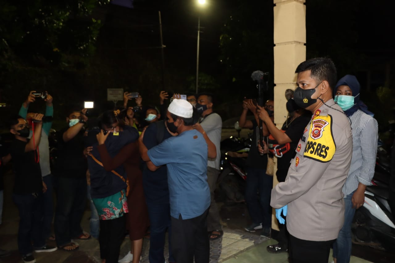 Kapolres Sukabumi mendampingi pertemuan Korban trafficking beserta keluarganya