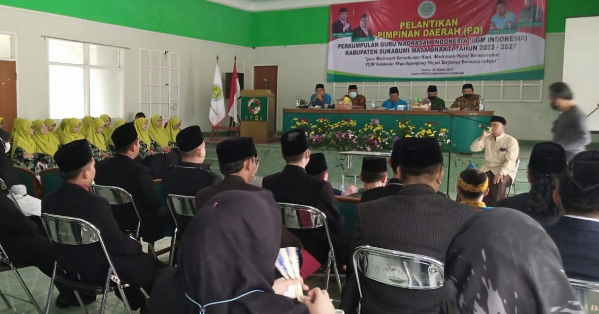 Pelaksanaan Pelantikan Ketua dan Pengurus Daerah PGMI Indonesia Kabupaten Sukabumi nampak khidmat
