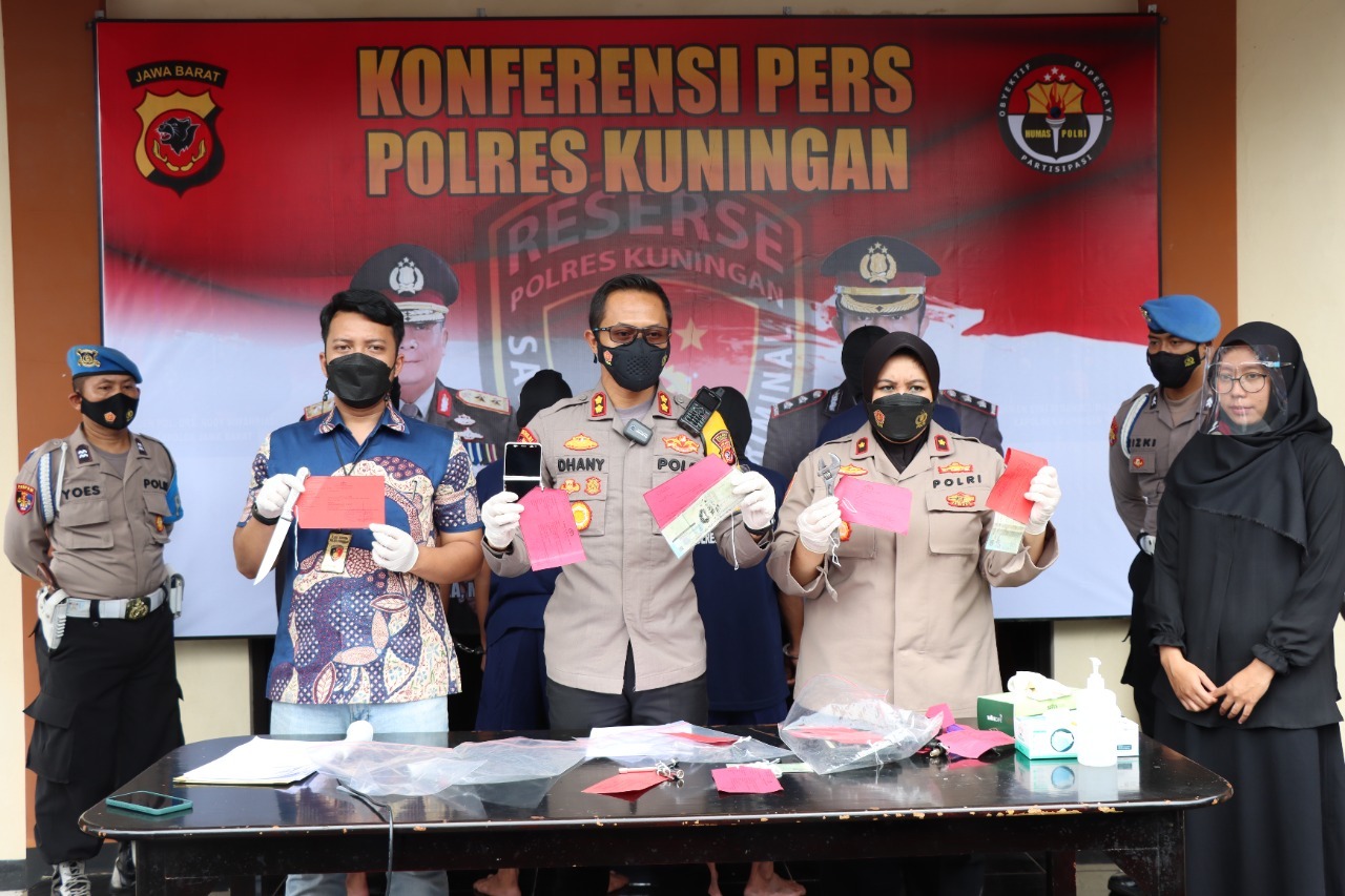 Konferensi Pers Polres Kuningan ungkap curanmor