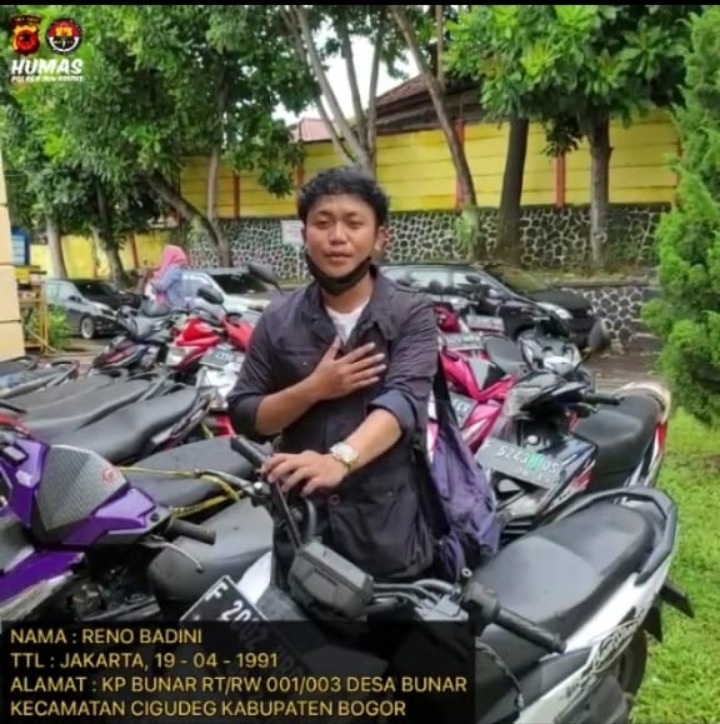 Reno, pemilik motor yang gembira setelah motornya yang hilang berhasil ketemu