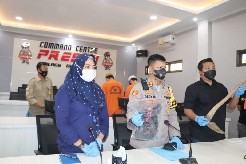 Kapolres sukabumi dan jajaran saat pers konferensi