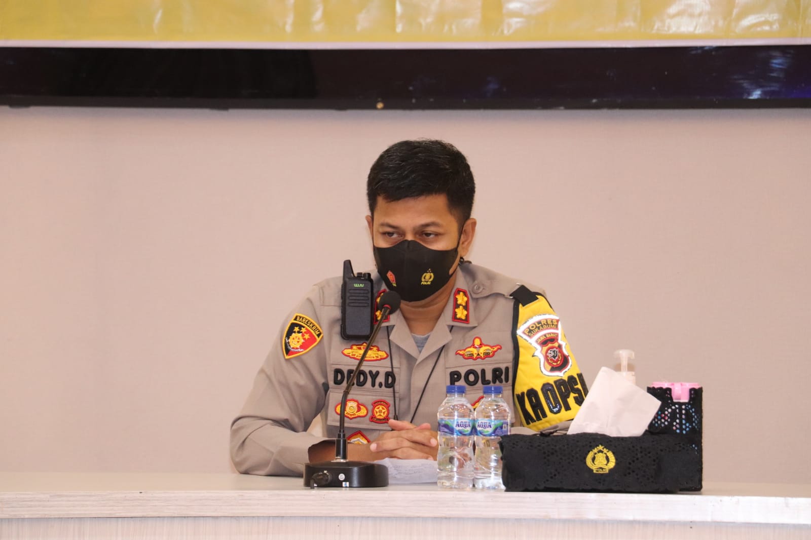 Kapolres Sukabumi saat memberikan intruksi