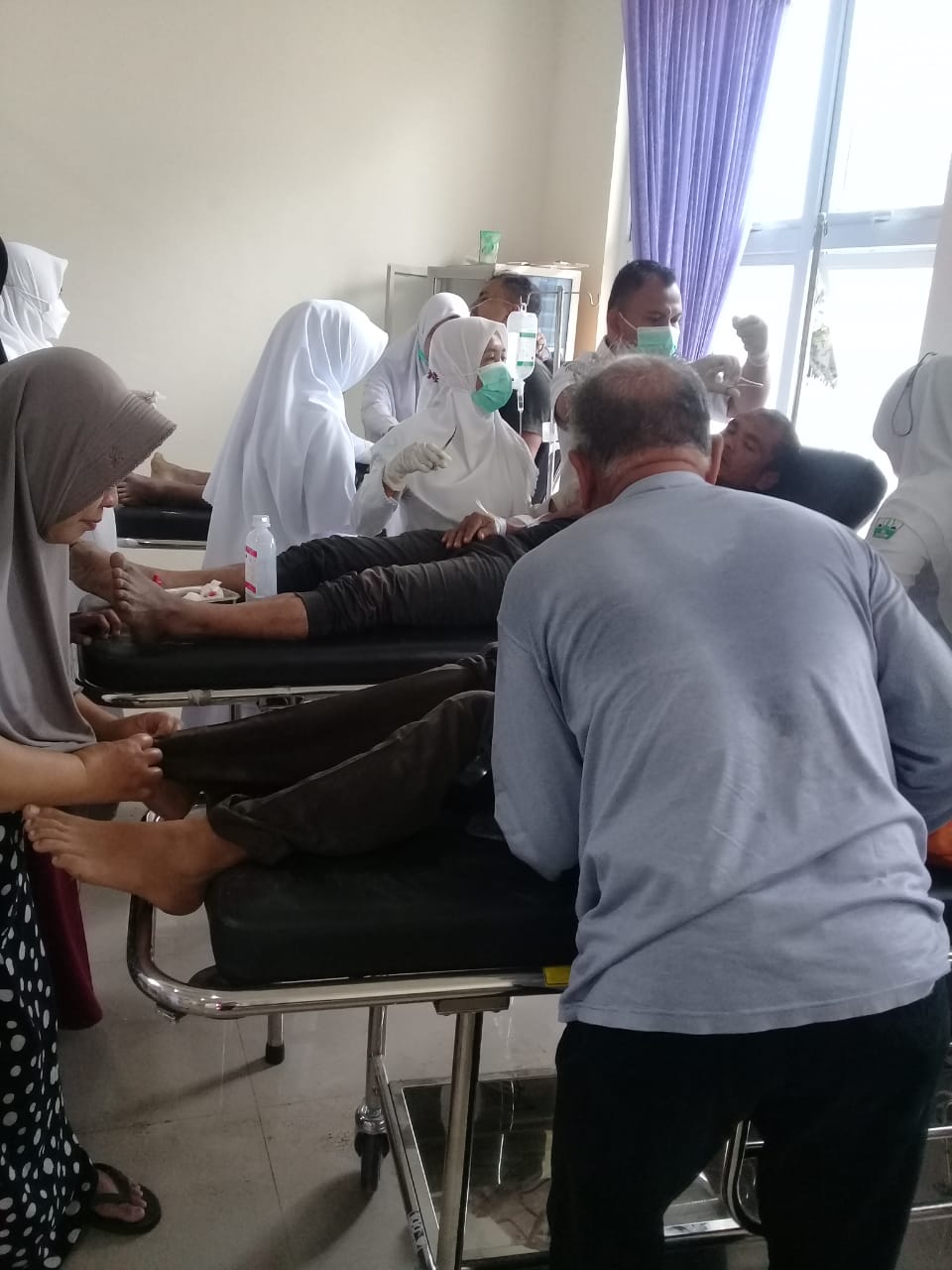 Tiga korban jembatan gantung yang ambruk dirawat di RSUD Bireun