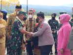 Wakapolda Aceh saat menyambut KSAD