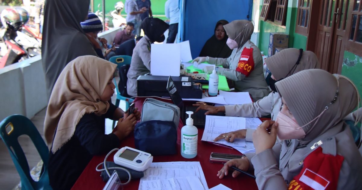 Pelaksanaan Vaksinasi massal terpantau lancar dan tertib